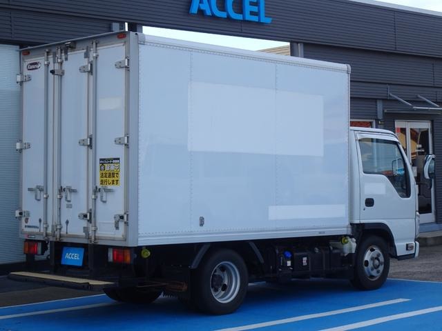 Isuzu Elf 10