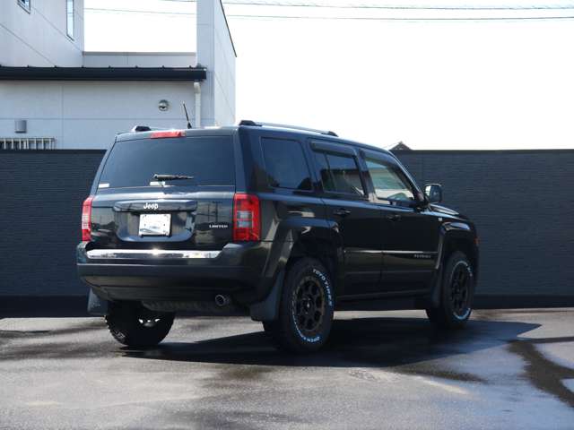 Jeep パトリオット 10