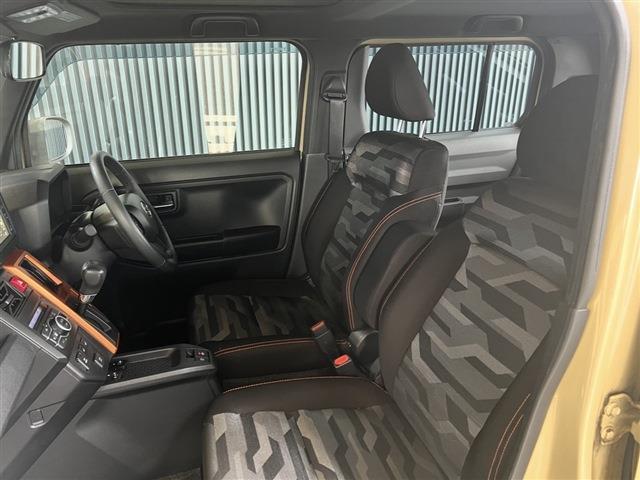Daihatsu Taft 12
