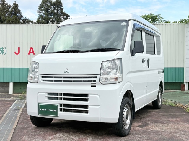 Mitsubishi Minicab Van 7