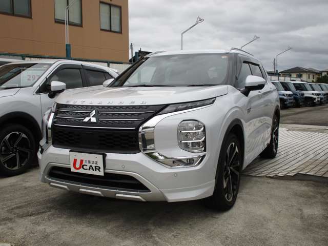 Mitsubishi Outlander 4