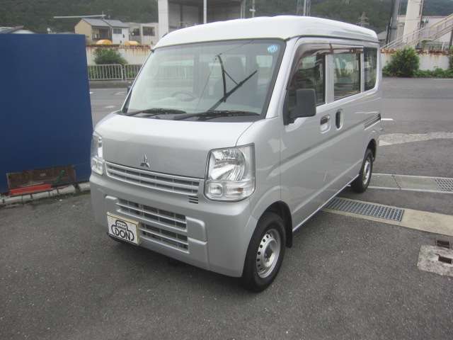 Mitsubishi Minicab Van 8