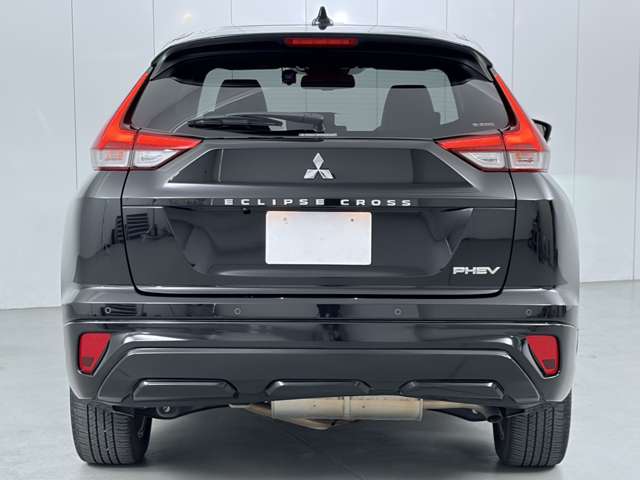 Mitsubishi Eclipse Cross 8