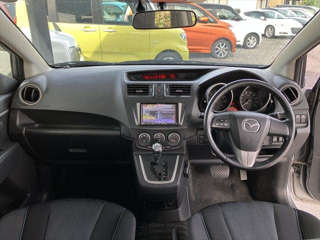 Mazda Premacy 10