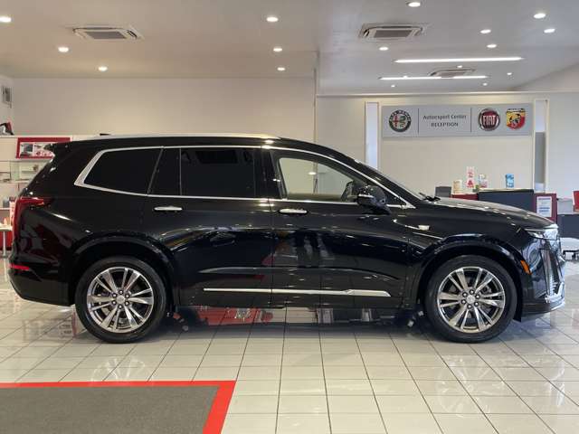 Cadillac XT6 5