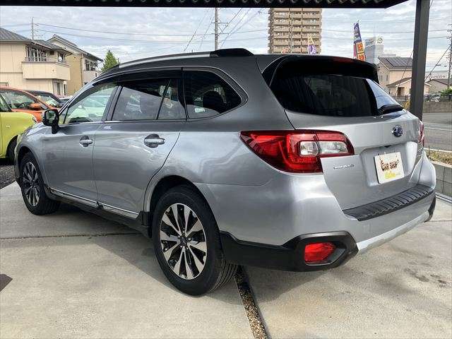 Subaru Legacy Outback 7