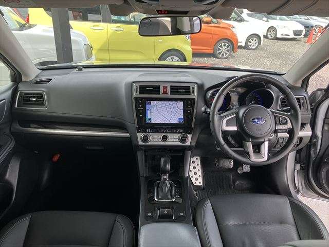 Subaru Legacy Outback 10