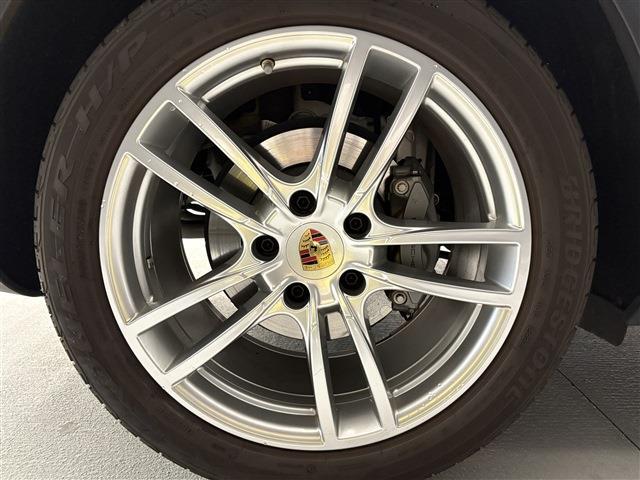 Porsche Cayenne 9