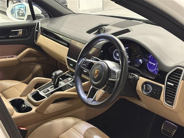 Porsche Cayenne 10