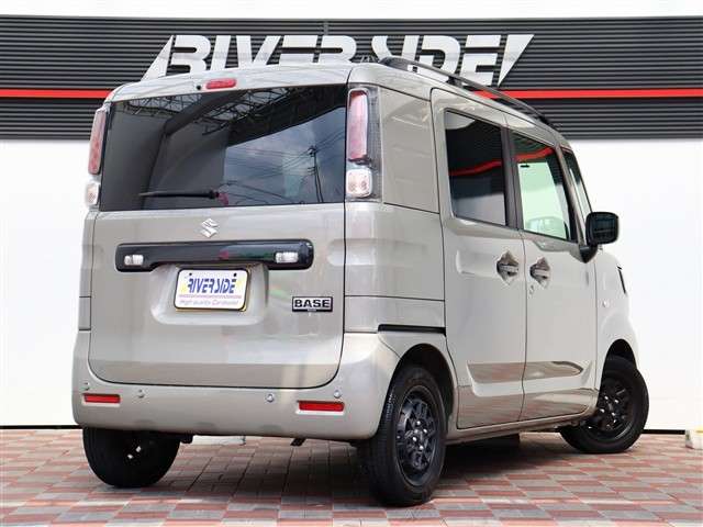 Suzuki Spacia Base 6
