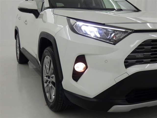Toyota RAV4 8