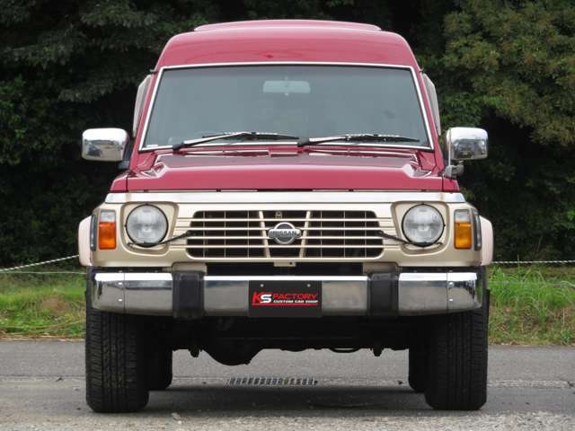 Nissan Safari 8