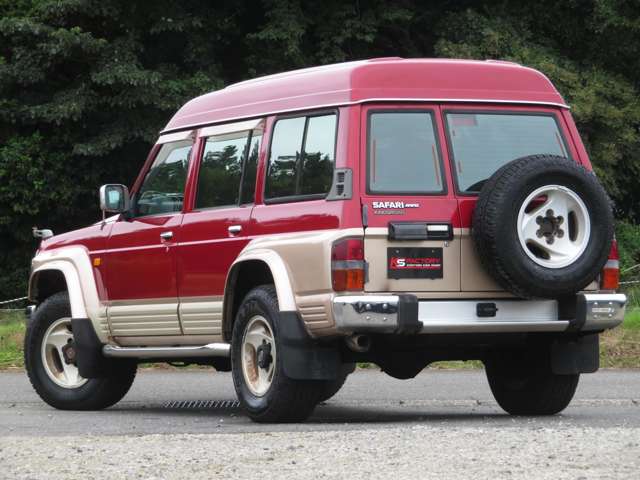 Nissan Safari 11