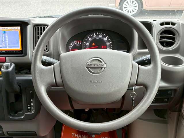 Nissan NV100 Clipper 11