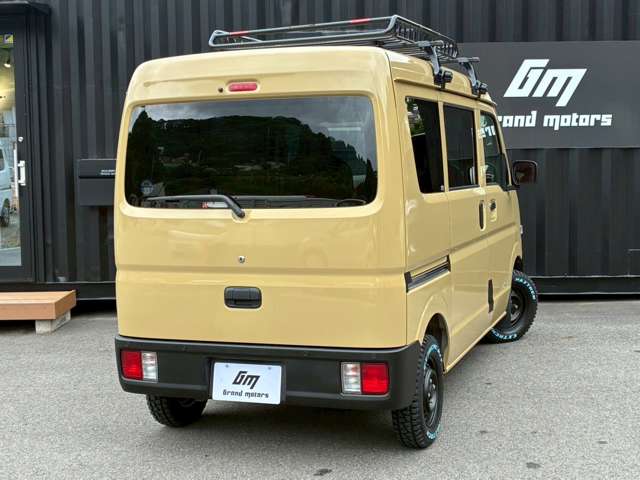 Nissan NV100 Clipper 10