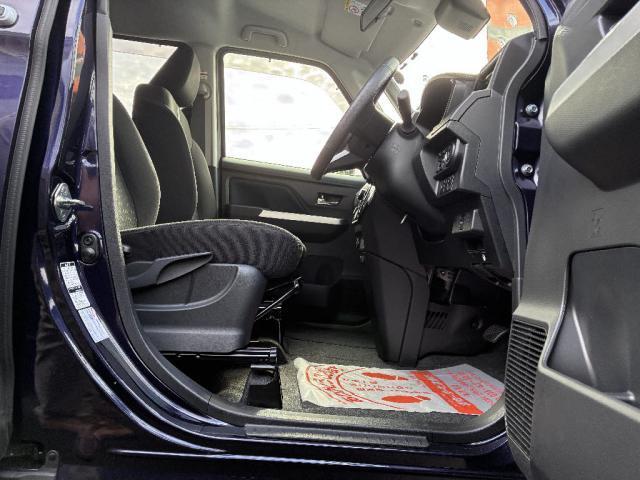 Toyota Roomy 10