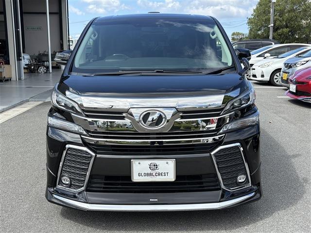 Toyota Vellfire 12