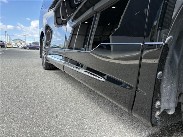 Toyota Vellfire 7