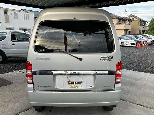 Suzuki Every 8