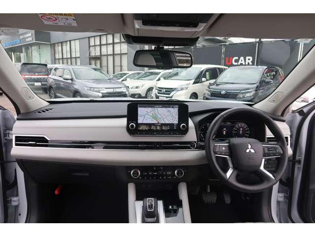 Mitsubishi Outlander 3