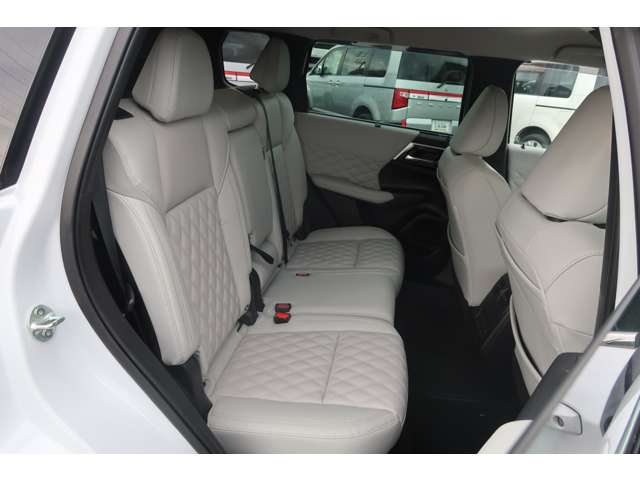 Mitsubishi Outlander 8