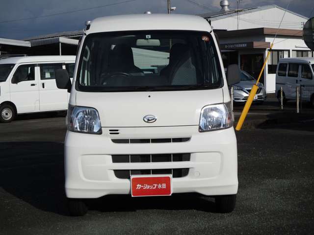 Daihatsu Hijet Cargo 5