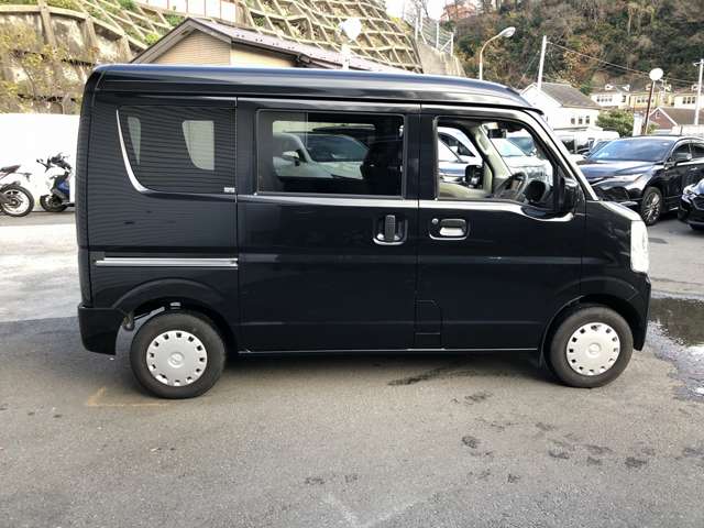 Nissan NV100 Clipper 6