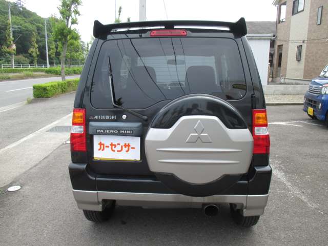 Mitsubishi Pajero Mini 8
