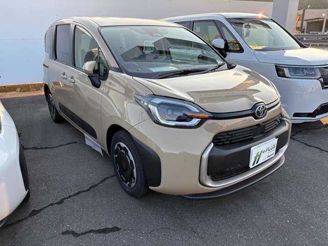 Toyota Sienta 6