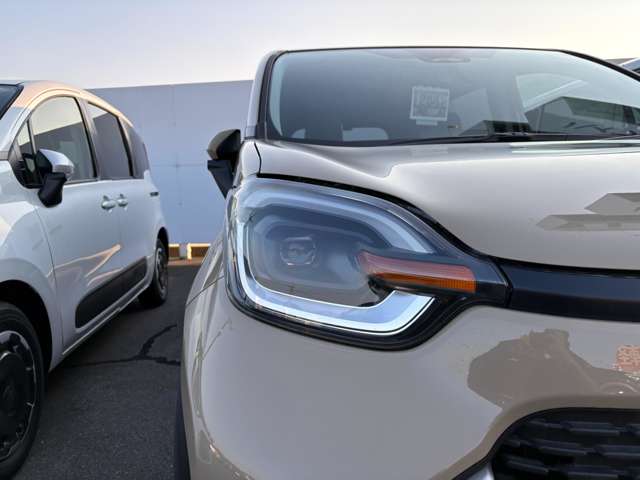 Toyota Sienta 7