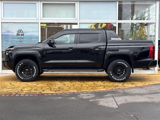 Mitsubishi Triton 7