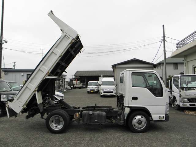 Isuzu Elf 10