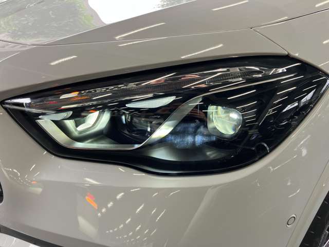 Mercedes-Benz GLA-Class 8