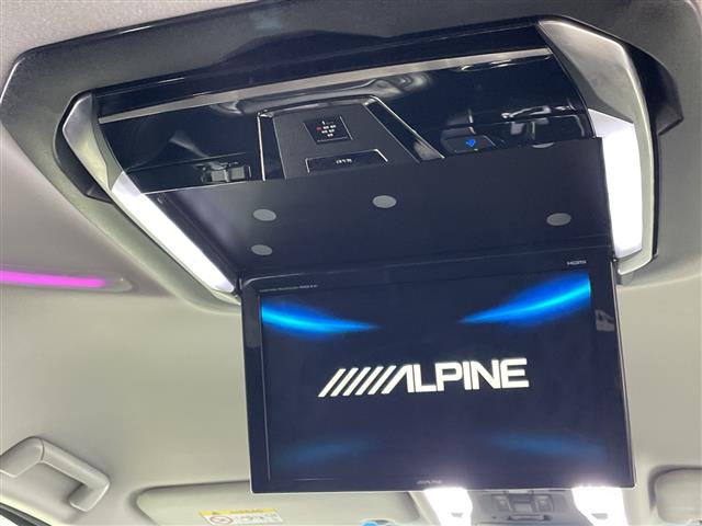 Toyota Alphard 5