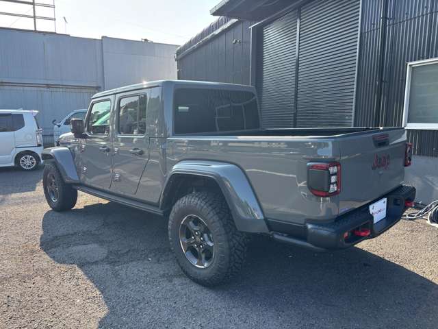 Jeep Gladiator 12