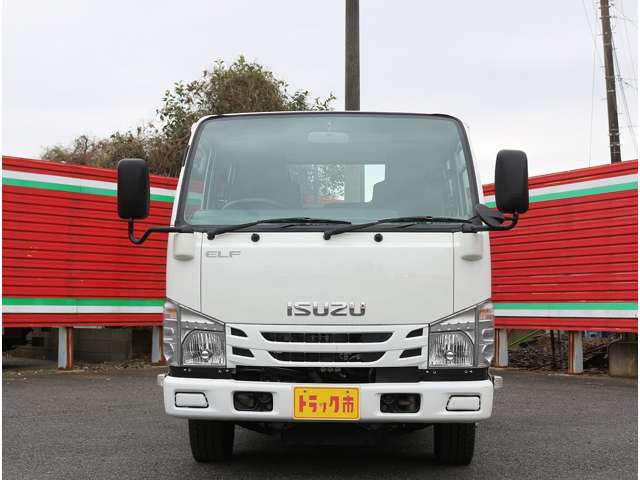 Isuzu Elf 6