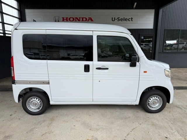 Honda N-VAN 9