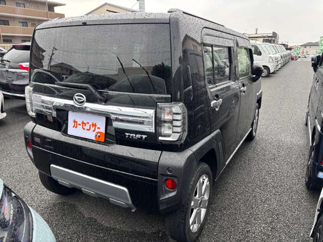 Daihatsu Taft 8