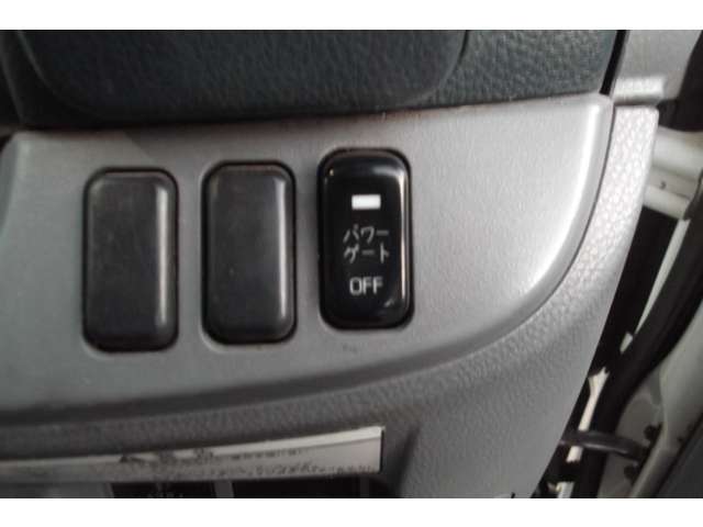 Mitsubishi Fuso Canter 11