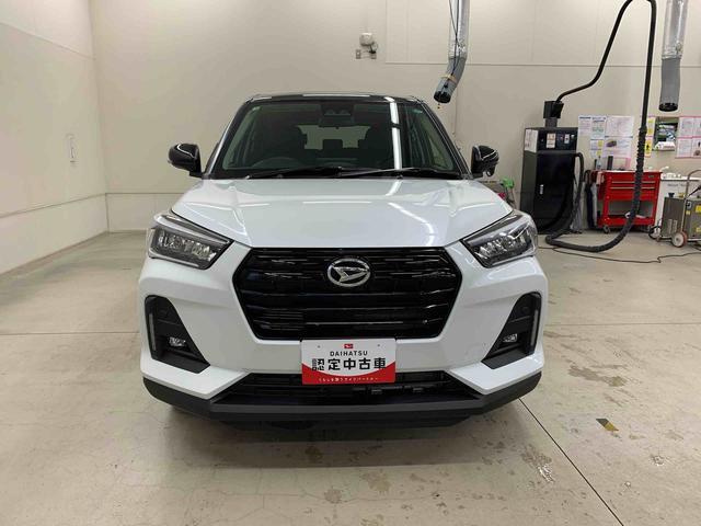 Daihatsu Rocky 5