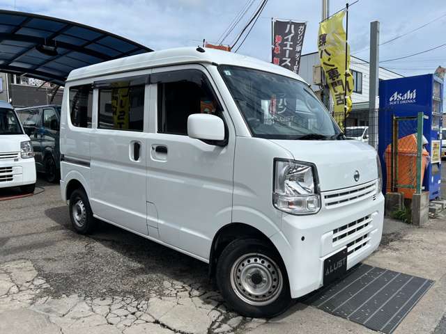Nissan NV100 Clipper 3