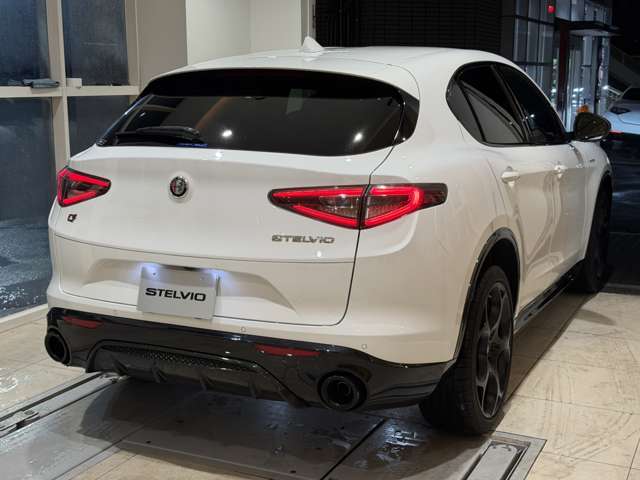 Alfa Romeo Stelvio 3
