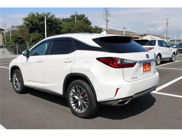Lexus RX 11