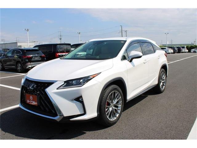 Lexus RX 9