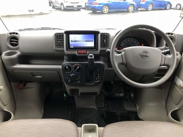 Nissan NV100 Clipper 3