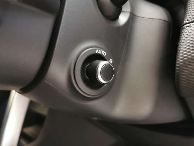 Land Rover Discovery Sport 12