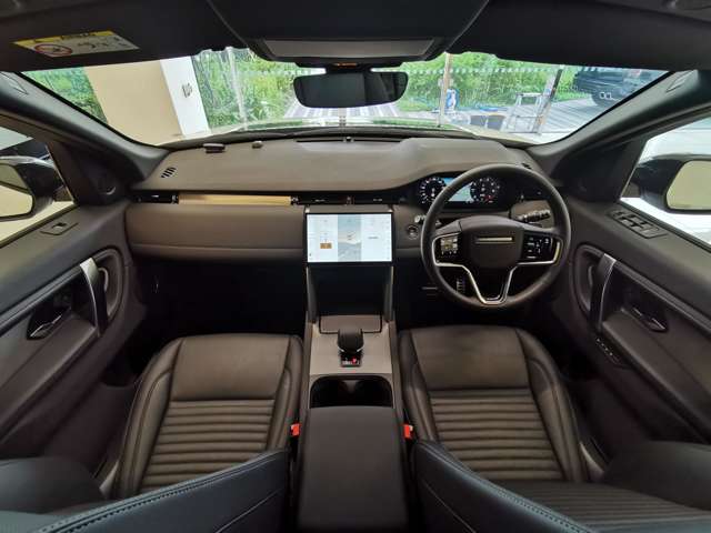 Land Rover Discovery Sport 4
