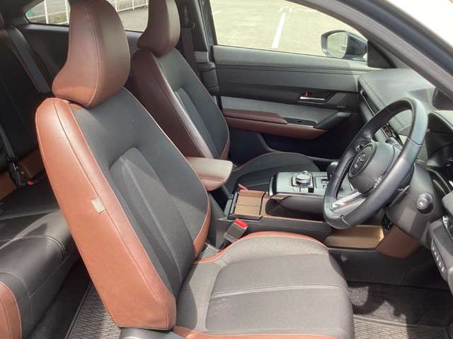 Mazda MX-30 9
