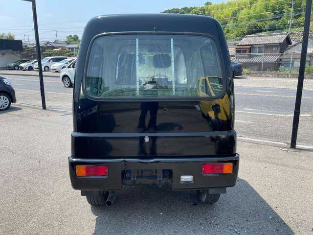 Daihatsu Midget II 5