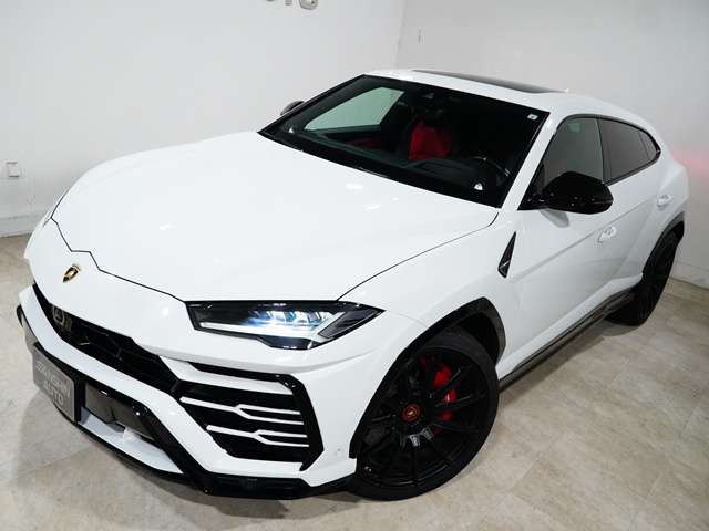Lamborghini ウルス 8